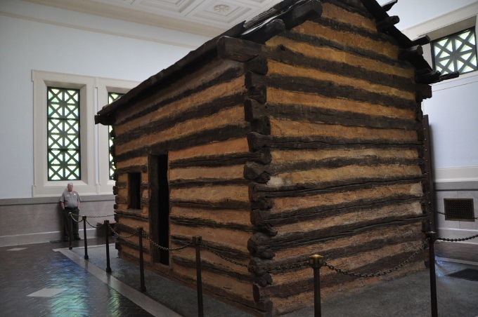 Abe Lincoln cabin and birthplace